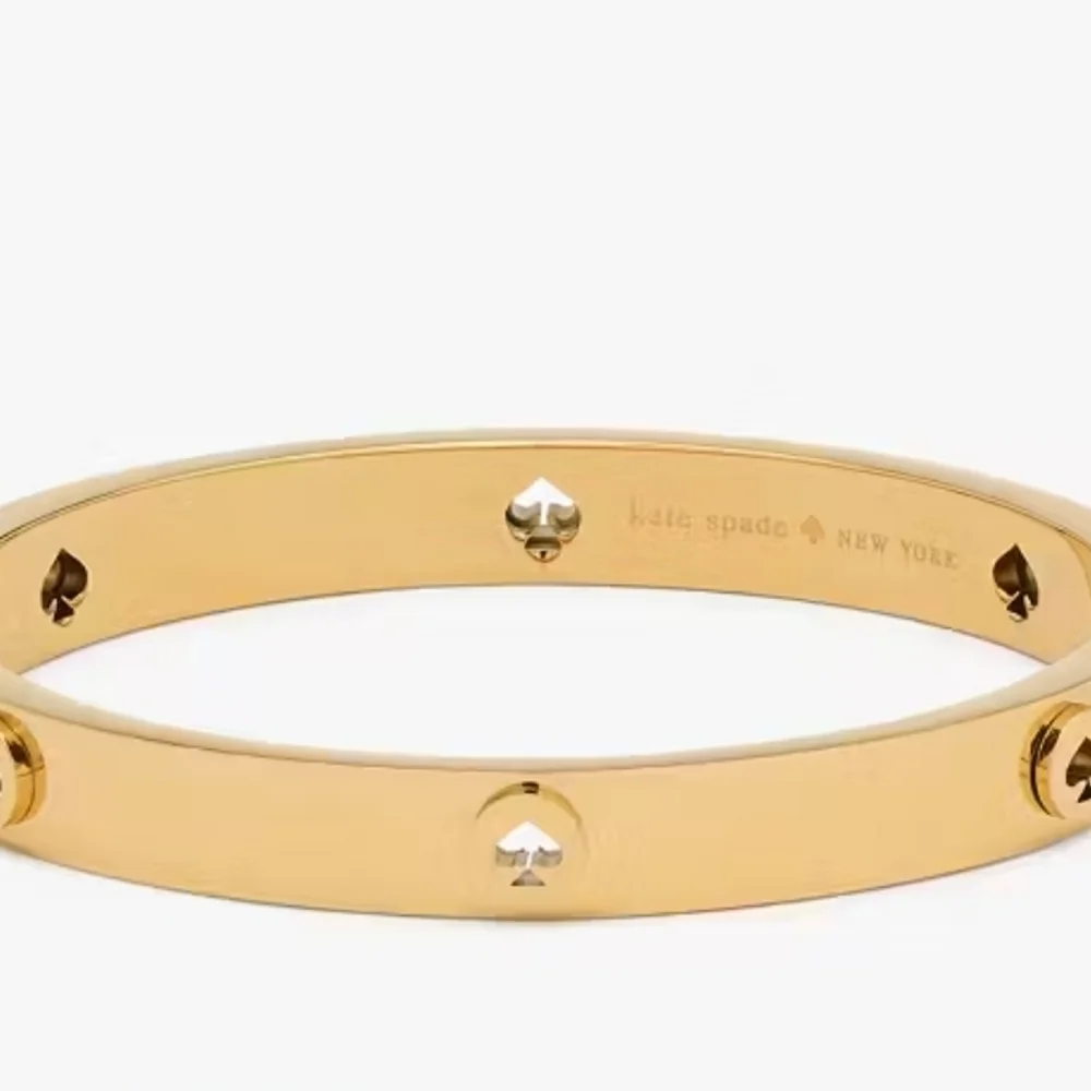 💛🔹️Kate Spade🔹️ Spot the Spade Studded Gold Hinge Bangle Bracelet